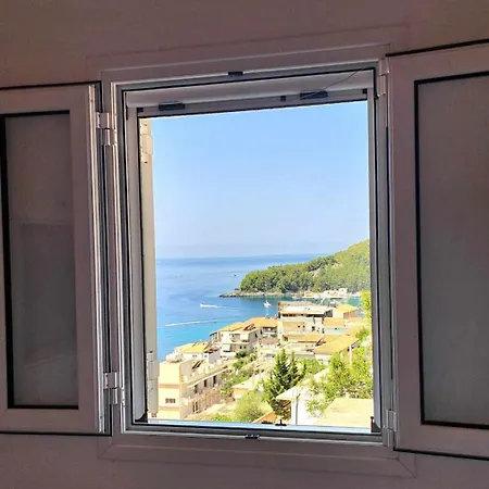 Eleni Apartment *