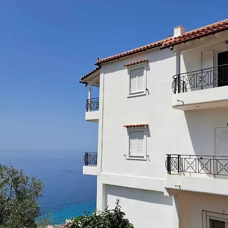 Apartment Eleni Himare