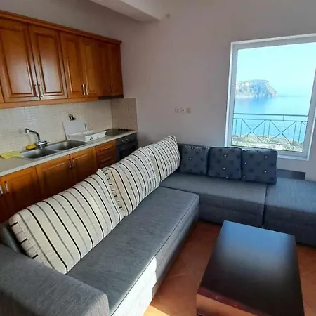 Eleni Apartament