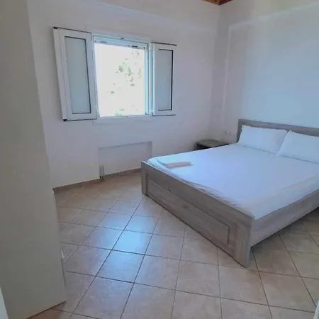 Eleni Apartament *