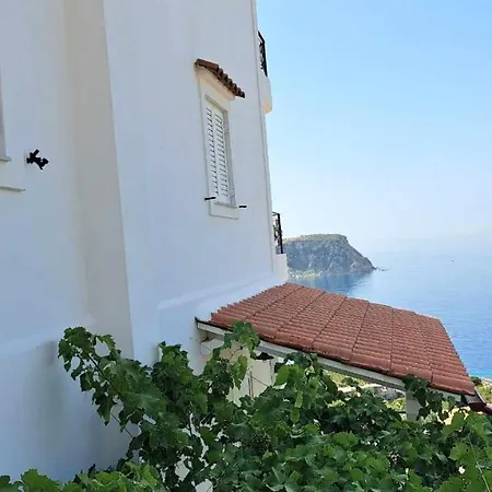 Apartament Eleni *