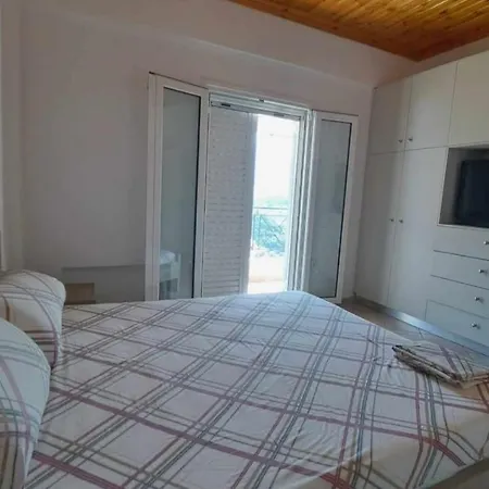Eleni